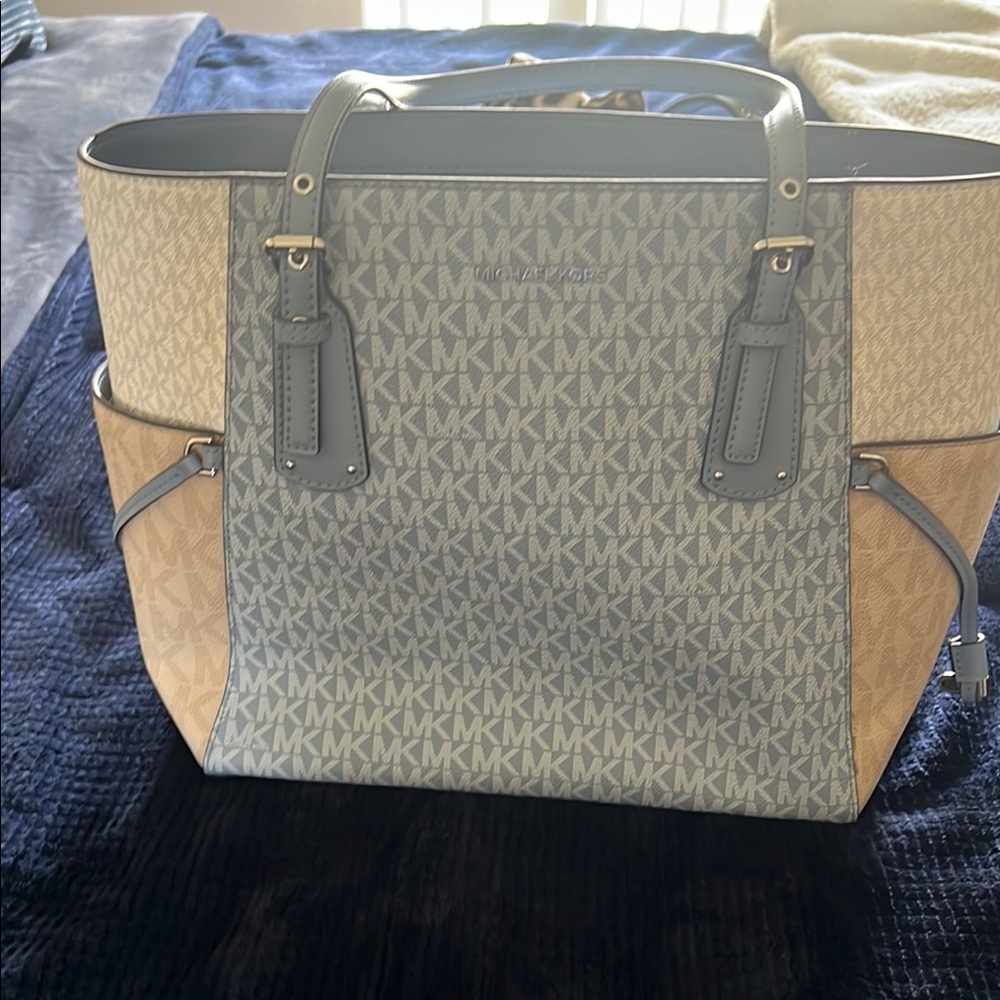 Michael Kors Blue and Tan Women's Bag